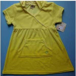 BRAND NEW SWIM ROBE SIZE 2T FOR GIRL